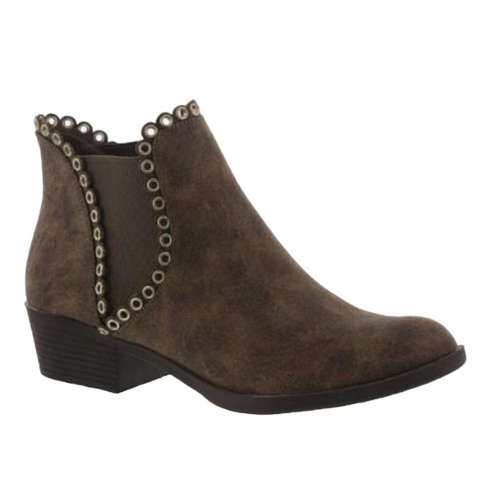 Sbicca Women's Casual Murphy Bootie in Taupe, Size 7